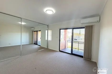 Property photo of 31 Angus Crescent Yagoona NSW 2199