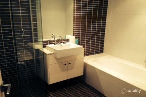 Property photo of 303/26 Parkside Crescent Campbelltown NSW 2560