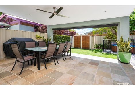 Property photo of 2/374 Pine Ridge Road Coombabah QLD 4216