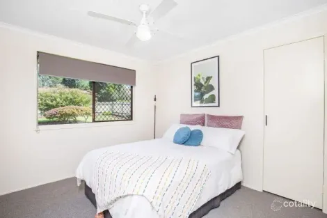 Property photo of 17 Guthrie Parade Carrara QLD 4211