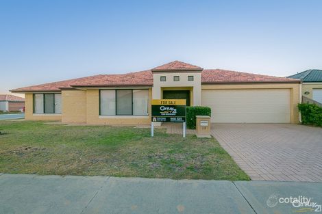 Property photo of 13 Waxberry Gardens Canning Vale WA 6155