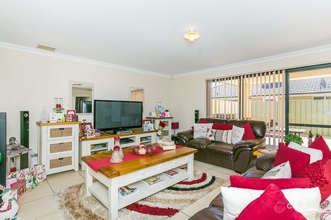 Property photo of 13 Waxberry Gardens Canning Vale WA 6155