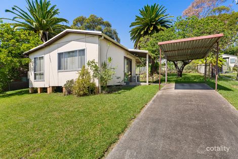 Property photo of 10 Rays Road Bateau Bay NSW 2261