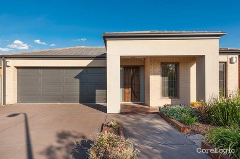 Property photo of 14 Cordyline Grove Craigieburn VIC 3064