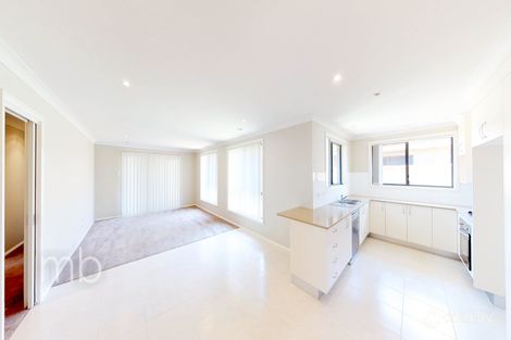 Property photo of 16 Onyx Place Orange NSW 2800