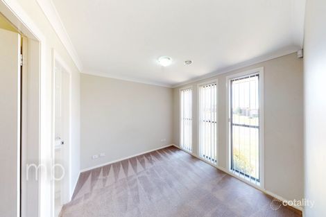 Property photo of 16 Onyx Place Orange NSW 2800