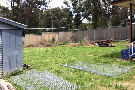 Property photo of 4 Anne Street Karabar NSW 2620