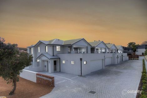 Property photo of 1/15 Boonooloo Road Kalamunda WA 6076