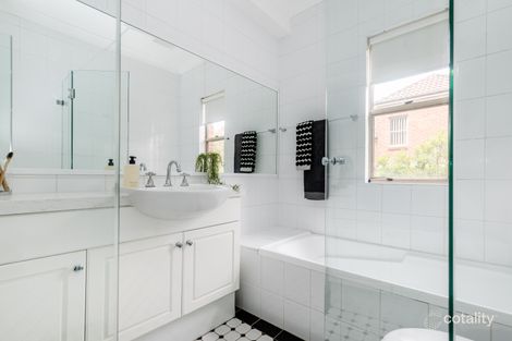 Property photo of 13/189 Ben Boyd Road Neutral Bay NSW 2089