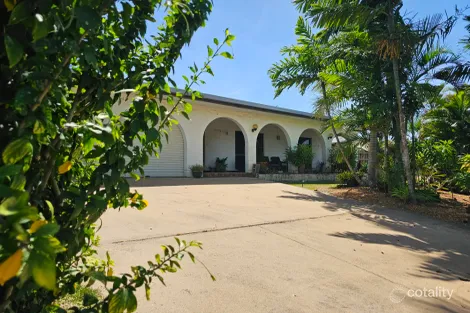 47 Beach Rd, Ayr, QLD 4807