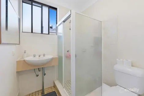 Property photo of 12/11 Stanhill Drive Surfers Paradise QLD 4217
