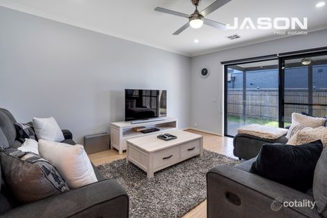 Property photo of 18 Myoora Crescent Greenvale VIC 3059