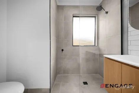 Property photo of 18 Claremont Crescent Hoppers Crossing VIC 3029