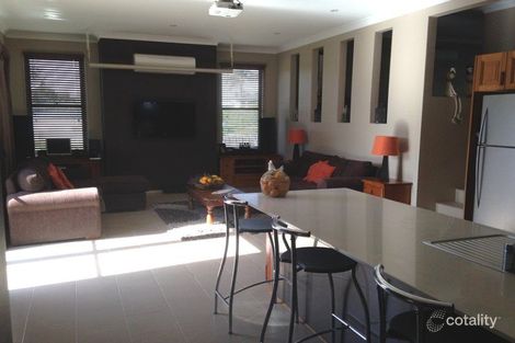 Property photo of 22 Golding Avenue Belmont North NSW 2280
