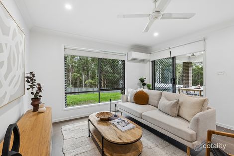 Property photo of 14 Jarrah Close Fletcher NSW 2287
