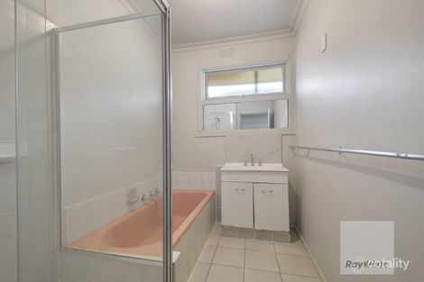 Property photo of 35 Flag Street Kingsbury VIC 3083