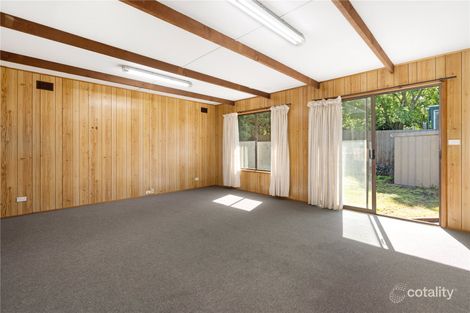 Property photo of 7 Chivalry Avenue Glen Waverley VIC 3150