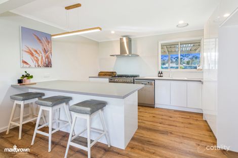 Property photo of 127 Carronvale Road Mooroolbark VIC 3138