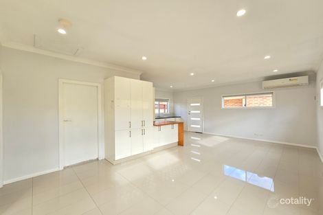 Property photo of 8 Bellingen Way Hoxton Park NSW 2171