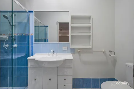 Property photo of 2 Eyre Court Forest Lake QLD 4078