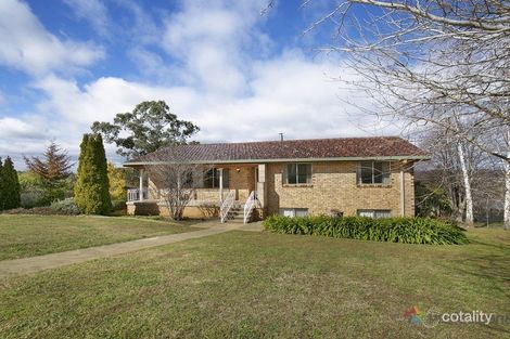Property photo of 3 Keena Close Armidale NSW 2350
