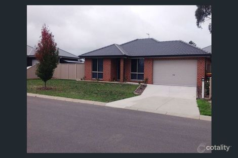 12 Mcmahon Dr, Ballan, VIC 3342