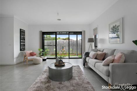 Property photo of 3/57 Lane Crescent Reservoir VIC 3073