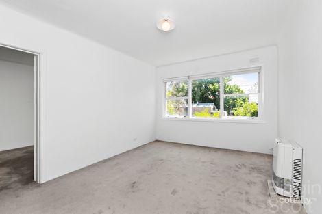 Property photo of 19/169 Ormond Road Elwood VIC 3184