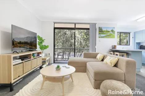 Property photo of 2/14 Hindmarsh Avenue North Wollongong NSW 2500