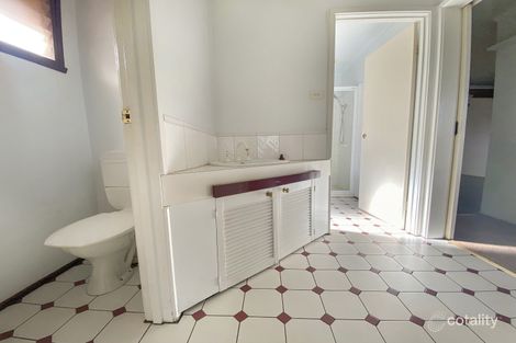 Property photo of 32 Bourke Road Melton South VIC 3338