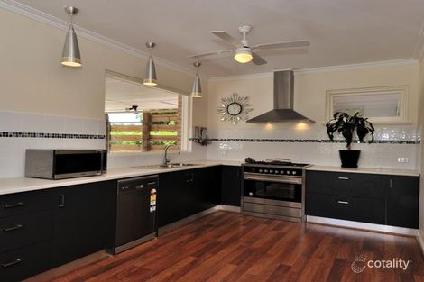 13 Cotherstone Rd, Kalamunda, WA 6076