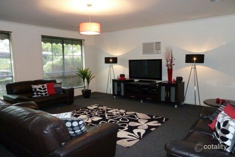 Property photo of 7 Glenbrook Close Mooroolbark VIC 3138
