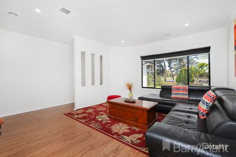 Property photo of 26 Moondani Avenue St Albans VIC 3021