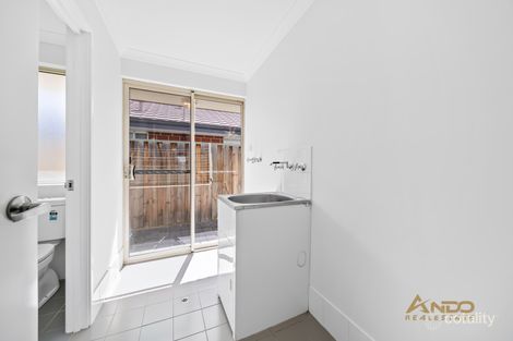 Property photo of 122B Brixton Crescent Ellenbrook WA 6069