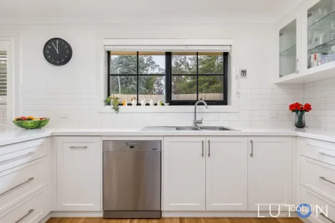 Property photo of 2/73 Jansz Crescent Griffith ACT 2603