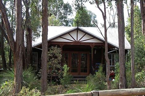 235 Traylen Rd, Stoneville, WA 6081