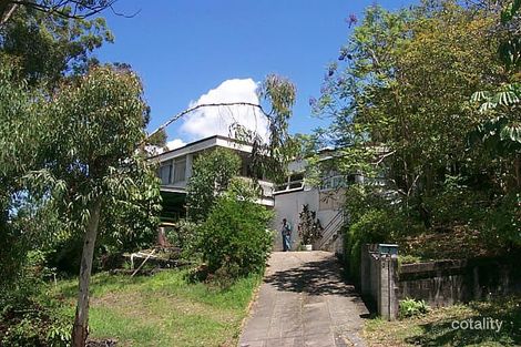 Property photo of 2 Blacon Street Kenmore QLD 4069