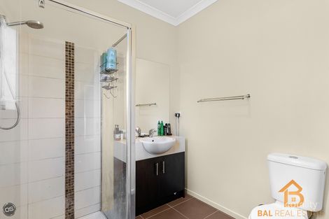 Property photo of 1 Grassdart Street Tarneit VIC 3029