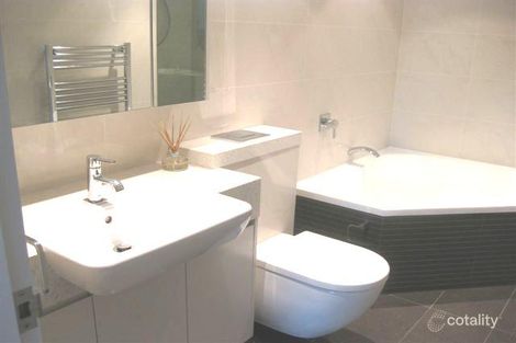 Property photo of 1/28 East Crescent Street McMahons Point NSW 2060