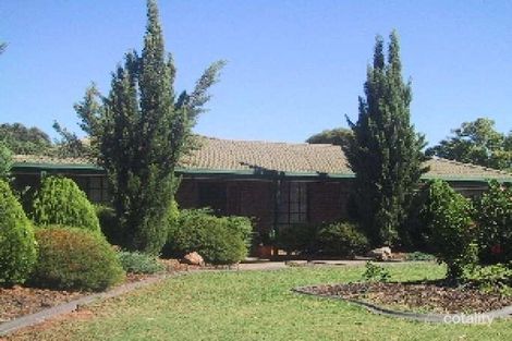 5 Madrid Ct, Craigmore, SA 5114