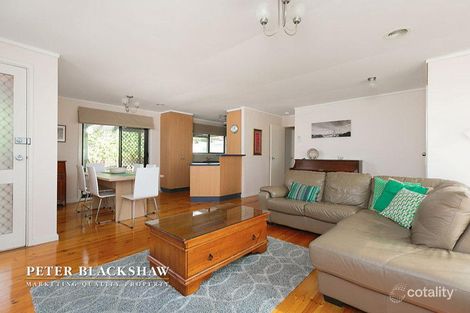 Property photo of 40 Sternberg Crescent Wanniassa ACT 2903