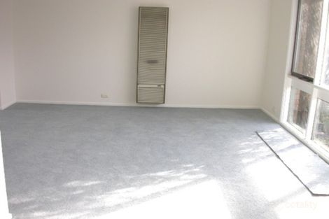 Property photo of 11 Birchfield Crescent Wantirna VIC 3152