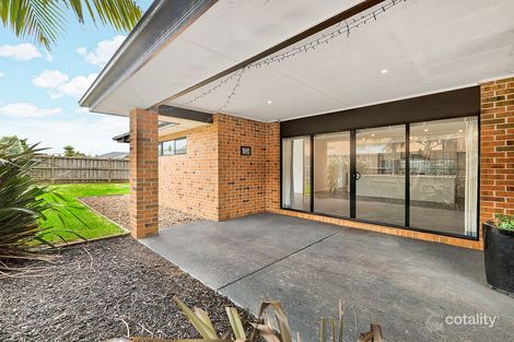 Property photo of 14 Armstrong Street Cranbourne East VIC 3977