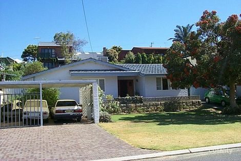 28 Elliott Rd, Trigg, WA 6029