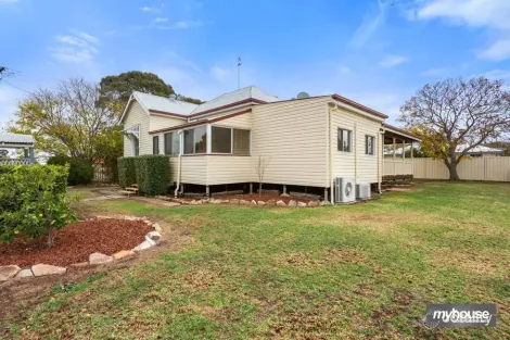 13 George St, Kingsthorpe, QLD 4400