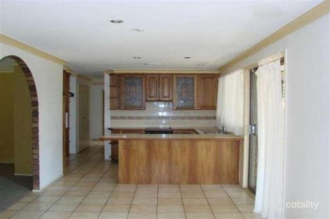 Property photo of 40 Manooka Crescent Bradbury NSW 2560