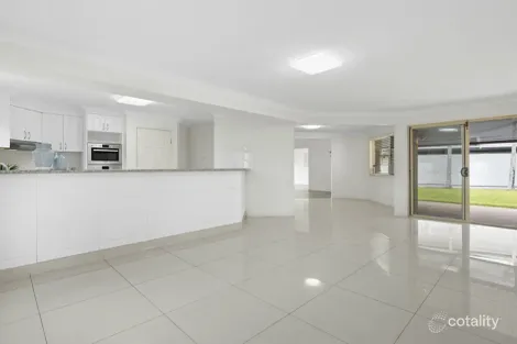 Property photo of 3 Marigold Close Calamvale QLD 4116