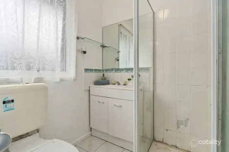 Property photo of 21 Dorchester Crescent Carrum Downs VIC 3201