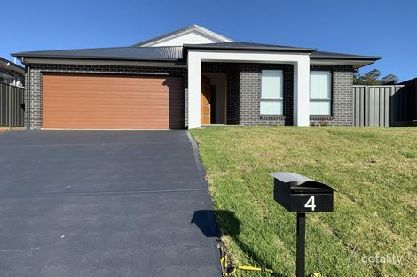 Property photo of 4 Sailors Way Raymond Terrace NSW 2324