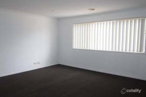 Property photo of 19 Fresh View Drive Tarneit VIC 3029